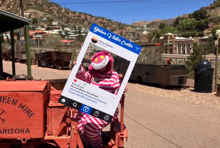 Cheshire-Cat-at-CQ-Mine-Tour
